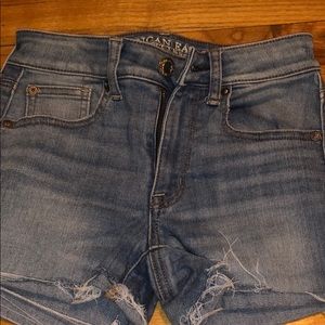 American eagle light wash jean shorts